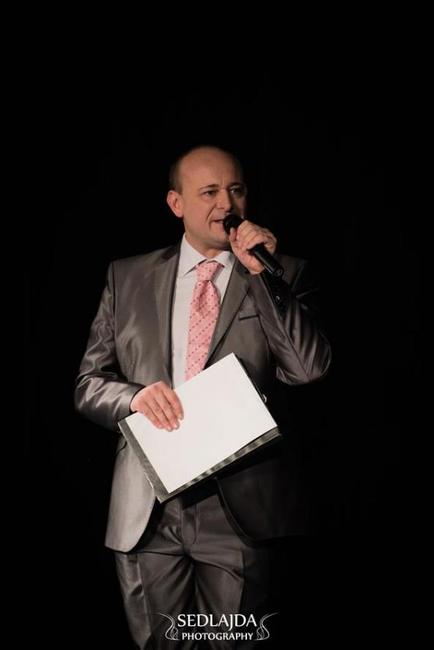 Adventní koncert pořadaný Davidem Novotným bude letos v IC Broumovska