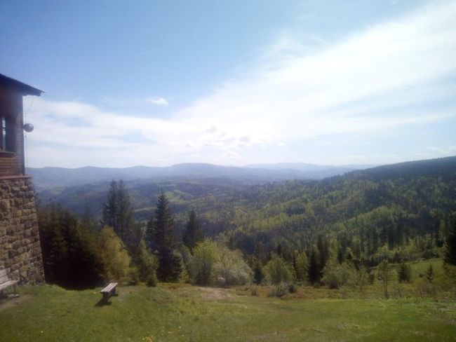 Broumovský chodec se blíží k nejvýchodnějšímu místu republiky