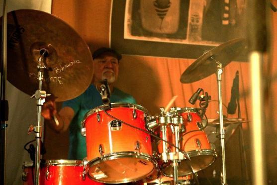 V Edenu vystoupila partička prvotřídních muzikantů