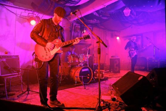 V Edenu vystoupila partička prvotřídních muzikantů