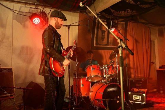 V Edenu vystoupila partička prvotřídních muzikantů