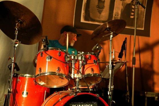 V Edenu vystoupila partička prvotřídních muzikantů