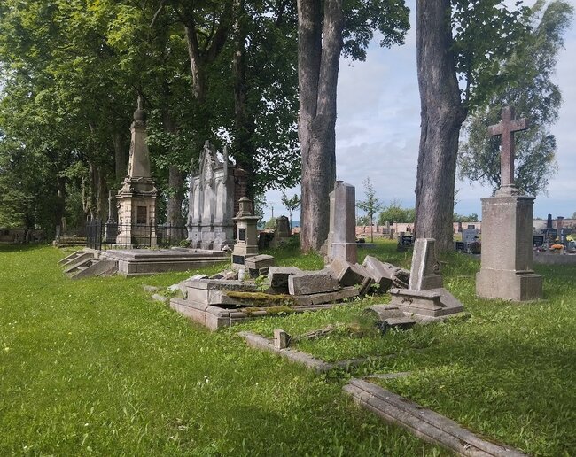 Postarat se o kamennou kroniku. Staré německé hroby mají šanci na záchranu