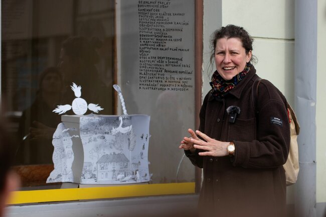 Výstava Sympozia ilustrace je k vidění v ulicích Broumova