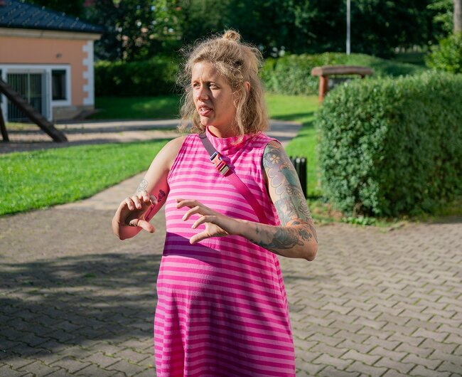 Festival BART: I sezení na lavičce je umění