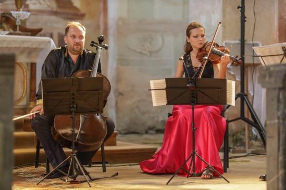 Smyčce vládly pátému koncertu festivalu Za poklady Broumovska