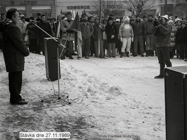 Listopad 1989: Jak to bylo na Broumovsku?