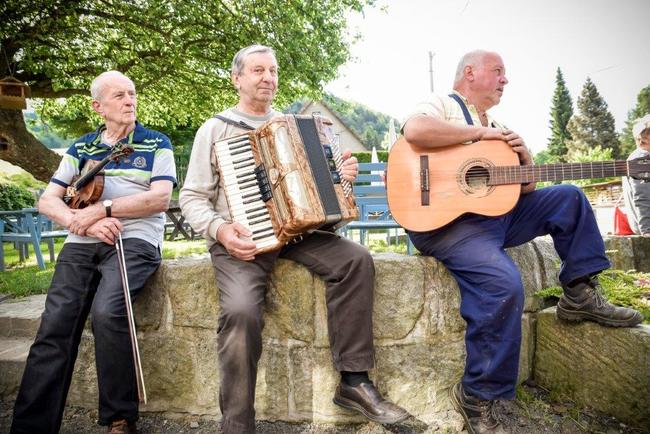 Jabloň u Lidmanů soutěží o titul Evropský strom roku 