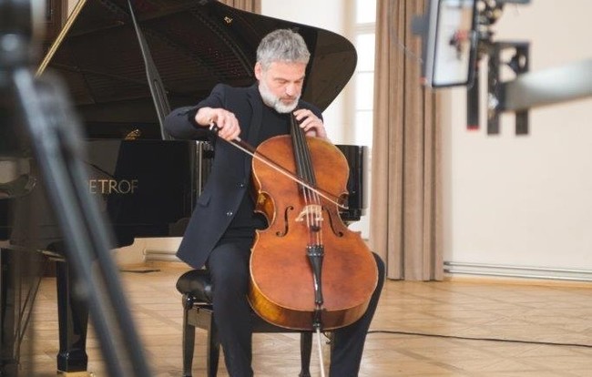 Dny nabité hudbou vyvrcholí v Broumově nočním koncertem Jiřího Bárty a společným vystoupením Epoque Quartet s Duem Siempre Nuevo