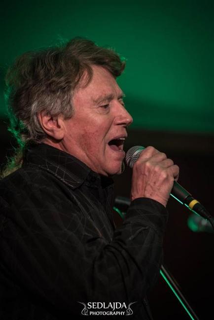 Broumovská Střelnice má za sebou skvělý koncert skupiny George & Beatovens