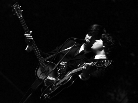 Video: The Backwards koncertovali v Zahradě* kláštera v Broumově