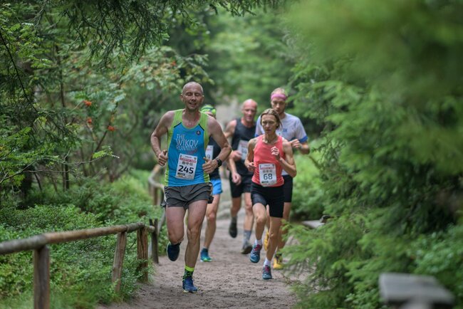 Oslavte během 30. ročník Běhu Teplickými skalami