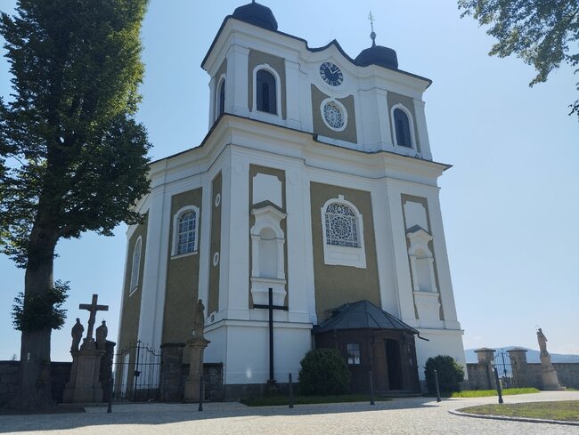 Bezděkov nad Metují získal Zlatou cihlu v soutěži Vesnice roku