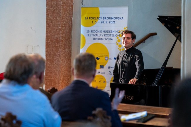 Festival Za poklady Broumovska míří do finále koncertem Prague Cello Quartet