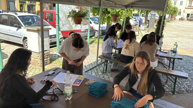 Vznikne v Broumově nový rekord? Přijďte ve středu na náměstí!