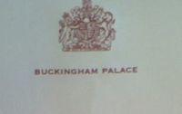 Dopisuje si někdo s Buckinghamským palácem? Vojta Hrábek z broumovského gymnázia ano!