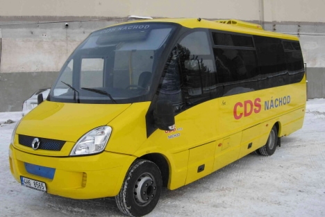 Na Policku jezdí nový minibus 