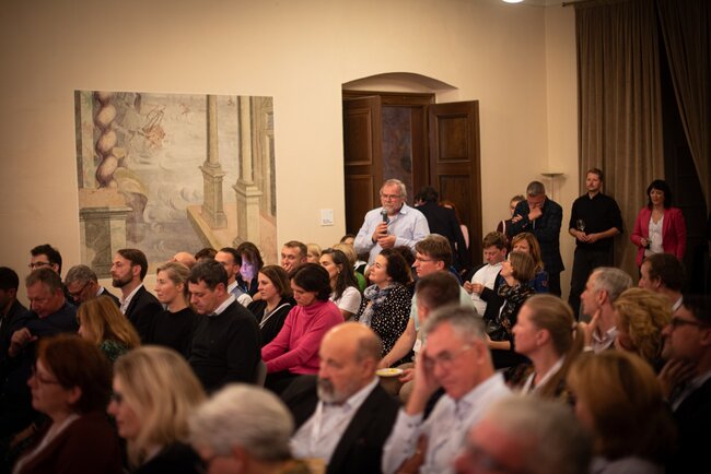 Obrazem: Broumovské diskuse hostily významné osobnosti