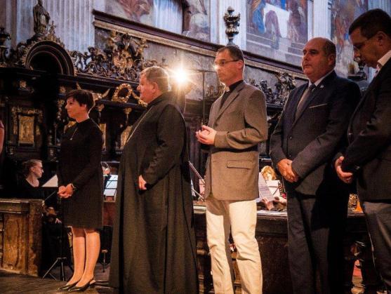 První letní koncert festivalu Za poklady Broumovska představil v Broumově pozdně barokní hru v podání Národního divadla