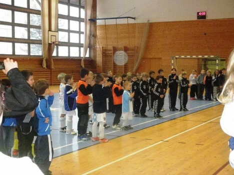 Fotbal: Trenéři mladší přípravky v Broumově hodnotí po halovém turnaji sezónu