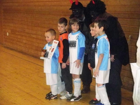 Fotbal: Trenéři mladší přípravky v Broumově hodnotí po halovém turnaji sezónu