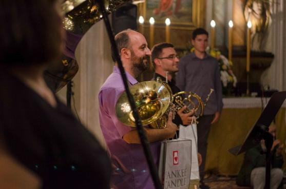 Letní hornové kurzy vyvrcholily koncertem lektorů v kostele sv. Prokopa v Bezděkově nad Metují