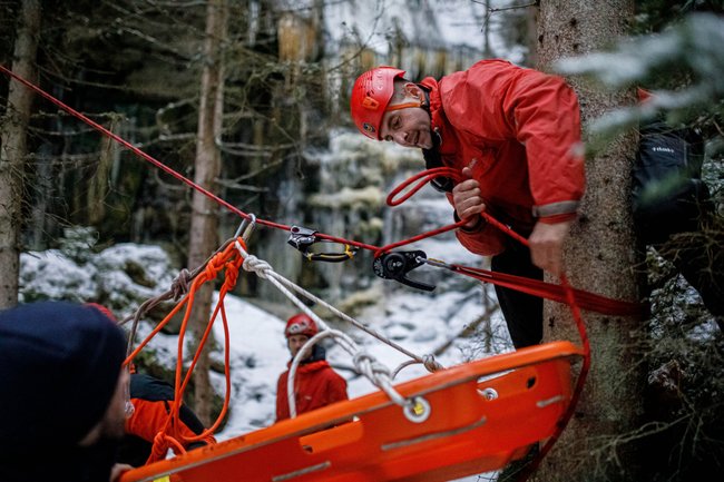 Záchranáři nacvičovali ve Vlčí rokli