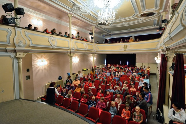 Po prázdninové odmlce se otevřely brány Městského divadla v Broumově