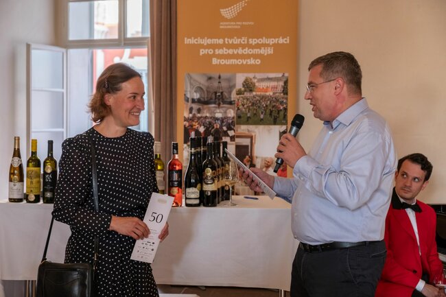 Na podporu komunitních a vzdělávacích projektů půjde přes 750 tisíc korun