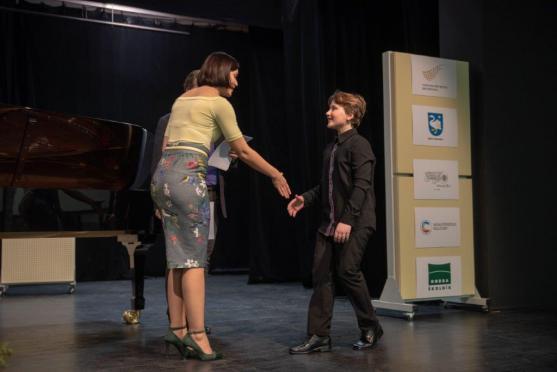 Klavíry v klášteře dozněly... Broumovská klávesa už zná své vítěze