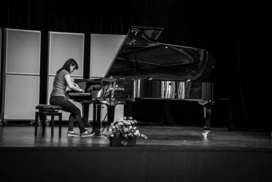 Mezinárodní klavírní soutěž Broumovská klávesa už zná své vítěze