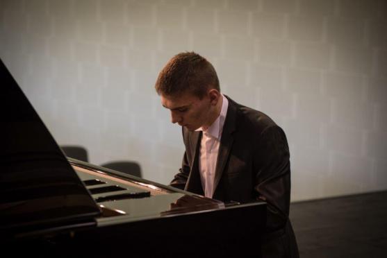 Mezinárodní klavírní soutěž Broumovská klávesa už zná své vítěze