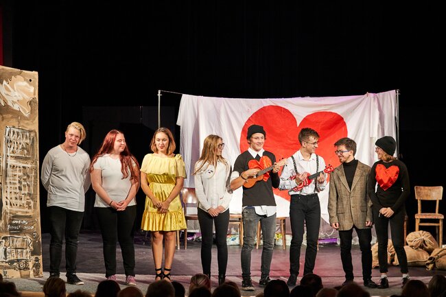 Jsem totálně postižený divadlem