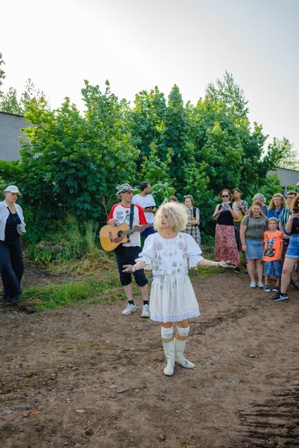 Slunce, seno, Pavlišov provede diváky krajinou plnou obrazů