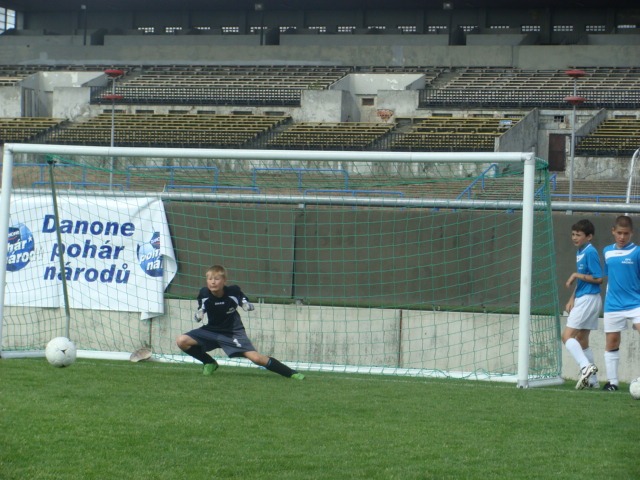 Náchodský fotbalový výběr žáků obsadil 7. místo v celostátním finále Danone cupu v Praze