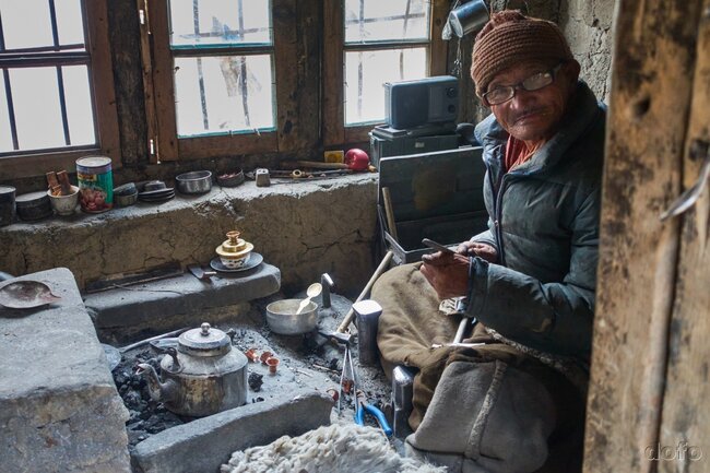 V ohlušujícím tichu pod střechou světa