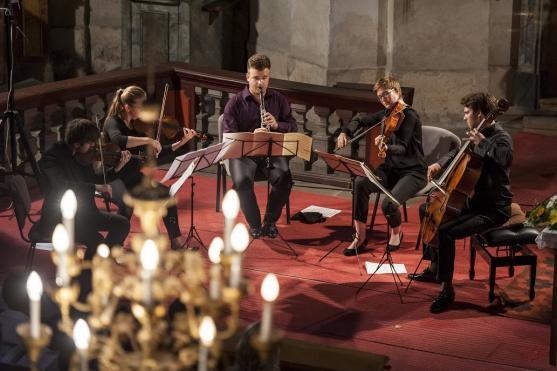 Zahajovací koncert festivalu Za poklady Broumovska rozezněl otovický kostel