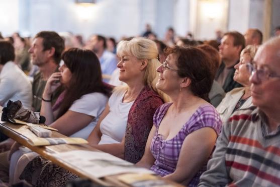 Zahajovací koncert festivalu Za poklady Broumovska rozezněl otovický kostel
