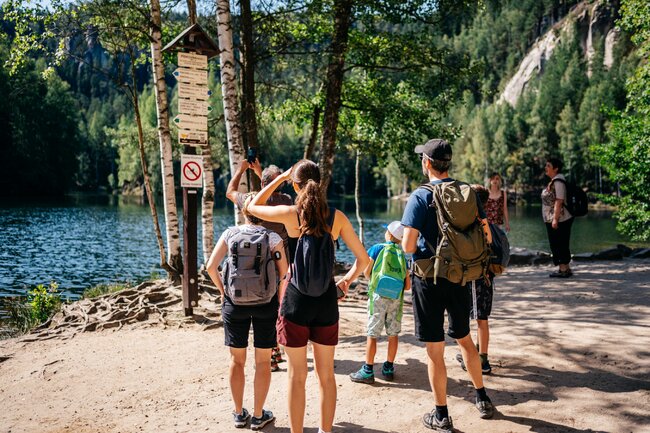 Začala hlavní turistická sezóna v Adršpachu