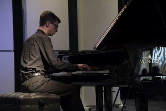 Mezinárodní soutěž pro mladé klavíristy Broumovská klávesa chystá 6. ročník