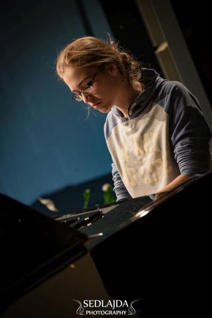 Mezinárodní klavírní soutěž Broumovská klávesa už má své vítěze