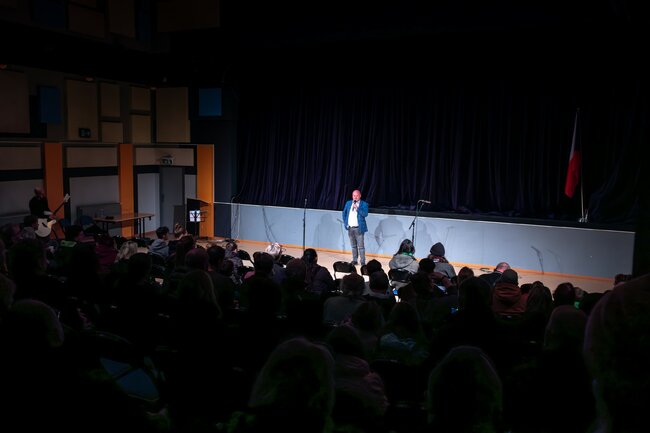 OBRAZEM: Oslava 17. listopadu na Broumovsku