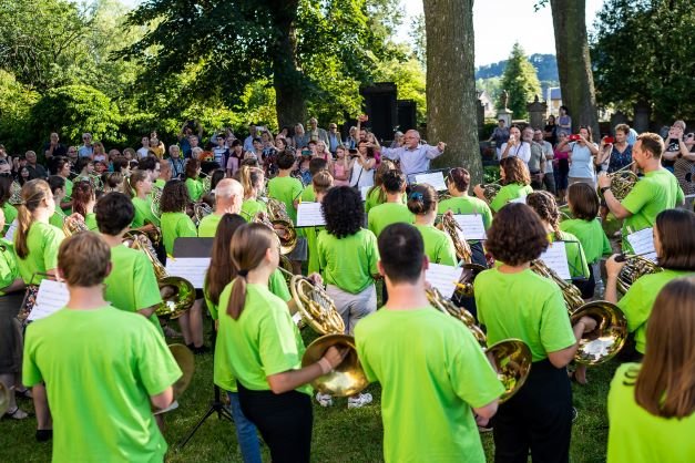 Účastníci Letních hornových kurzů ve Vernéřovicích