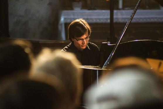 Na druhém koncertu festivalu Za poklady Broumovska vystoupilo Duo du Rêve