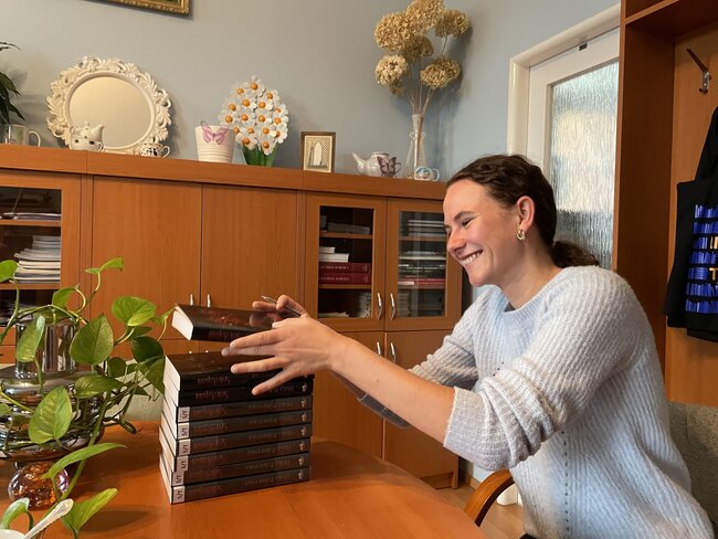 Láska napříč generacemi zůstává zranitelně nemotorná