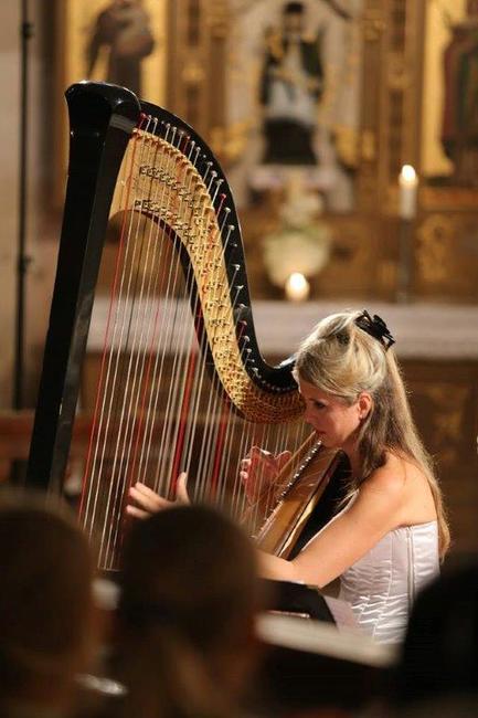 Ruprechtický kostel rozezněla harfa Kateřiny Englichové