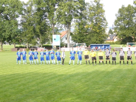 Video: Fotbalisti Broumova porazili Nový Hradec, Police veze bod z Dobrušky