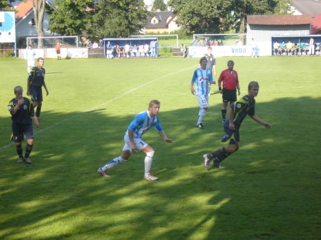 Slovan Broumov - Olympie Hradec Králové 2 : 4 (1:2)
