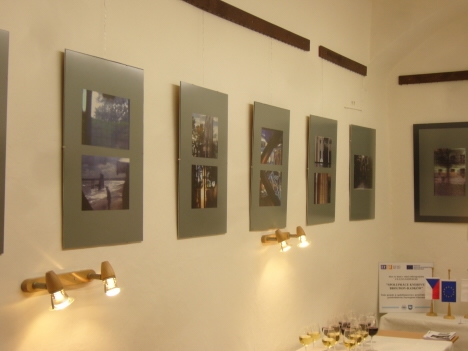 V broumovské knihovně byla zahájena výstava polského fotografa 