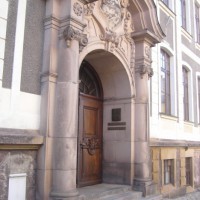 Víkend nabízí převážně divadelní představení